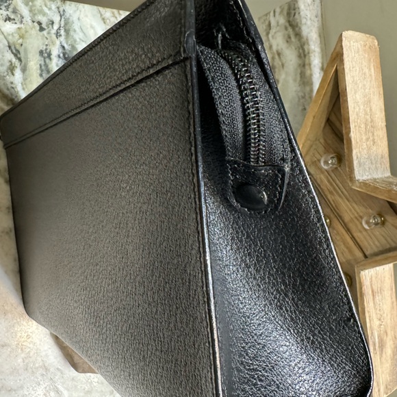 Vintage Gucci Leather Pouch Clutch - Picture 10 of 14